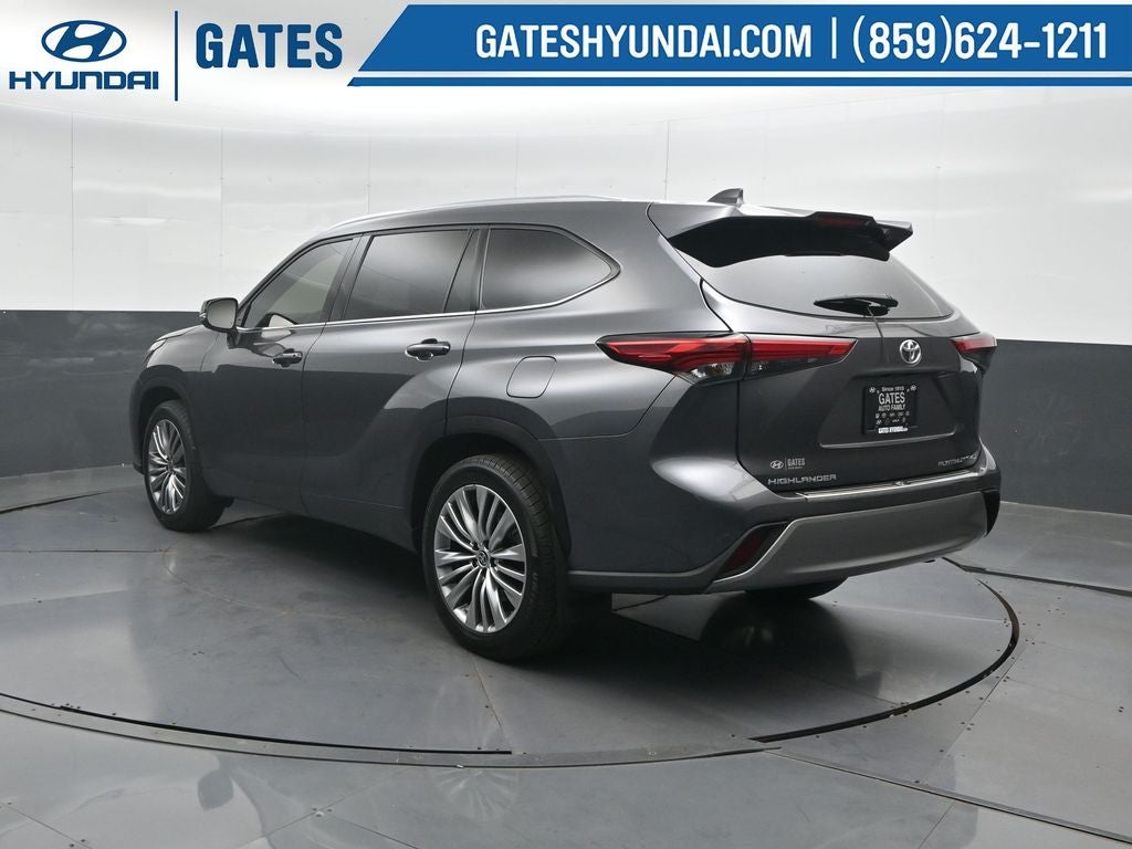 2021 Toyota Highlander Platinum