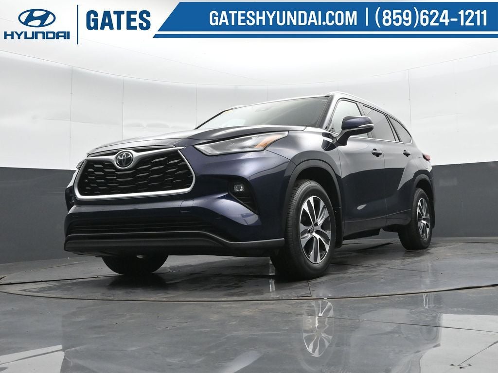 2023 Toyota Highlander XLE