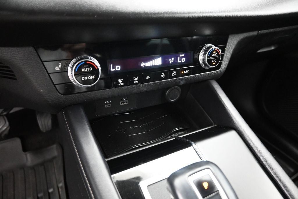 2023 Mitsubishi Outlander SE