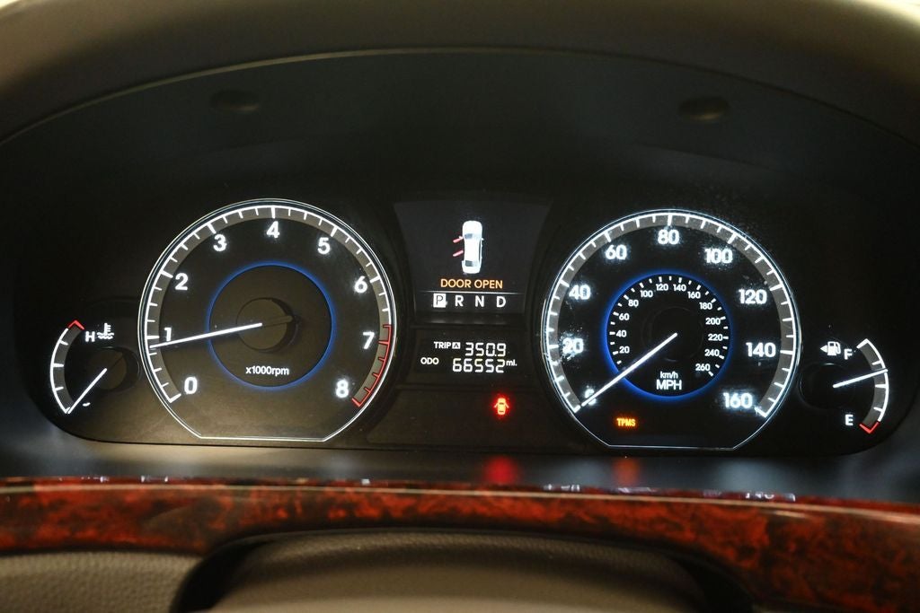 2012 Hyundai Equus Signature