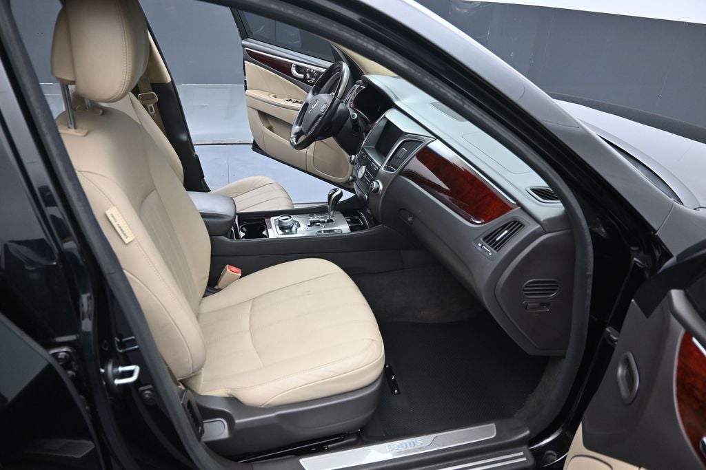 2012 Hyundai Equus Signature