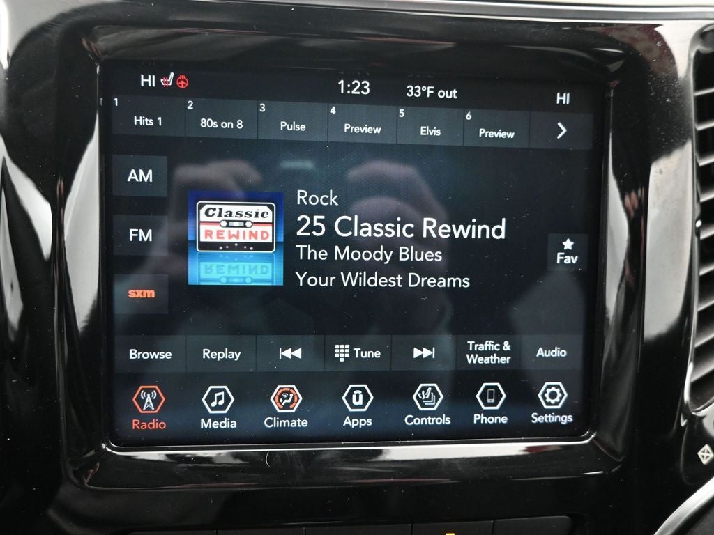 2022 Jeep Cherokee Limited - Photo 11