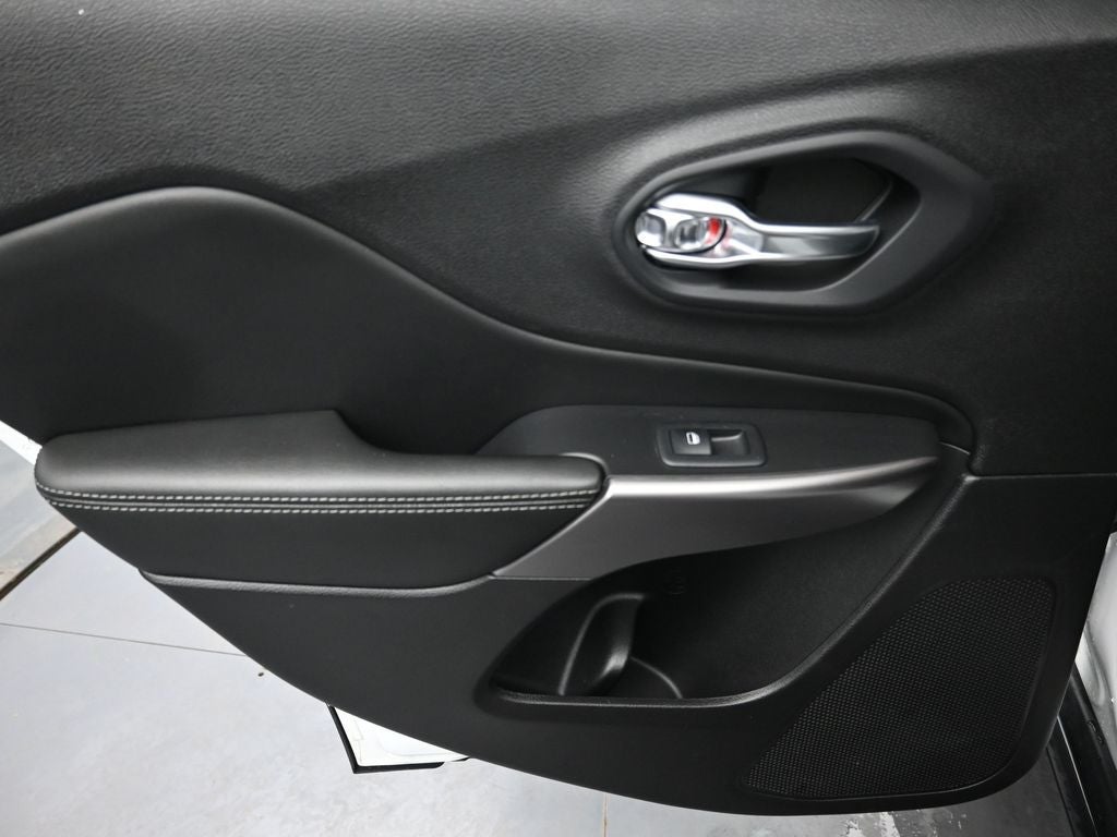 2022 Jeep Cherokee Limited - Photo 23