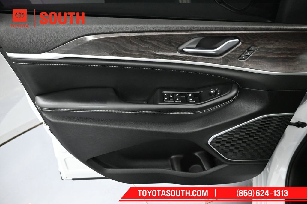 2026 Jeep Grand Cherokee L Limited Reserve