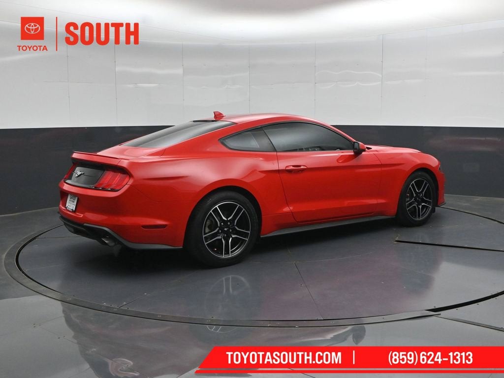 2022 Ford Mustang EcoBoost Premium