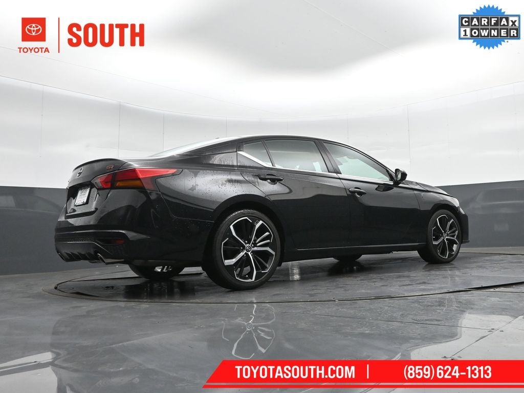 2024 Nissan Altima SR - Photo 31