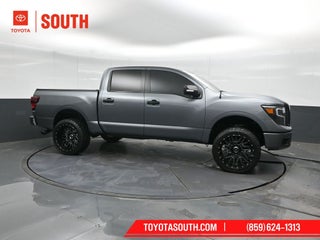 2018 Nissan Titan SV