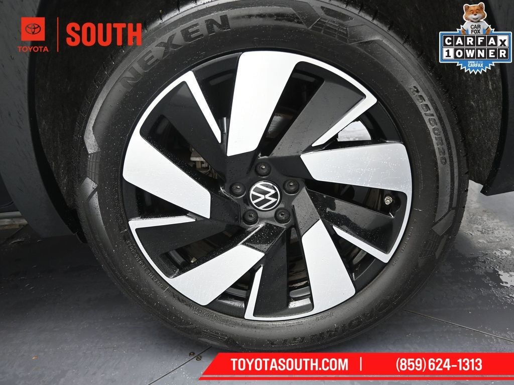 2024 Volkswagen Atlas Cross Sport 2.0T SE w/Technology