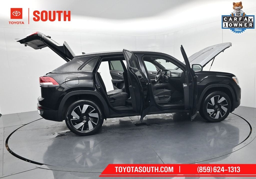 2024 Volkswagen Atlas Cross Sport 2.0T SE w/Technology
