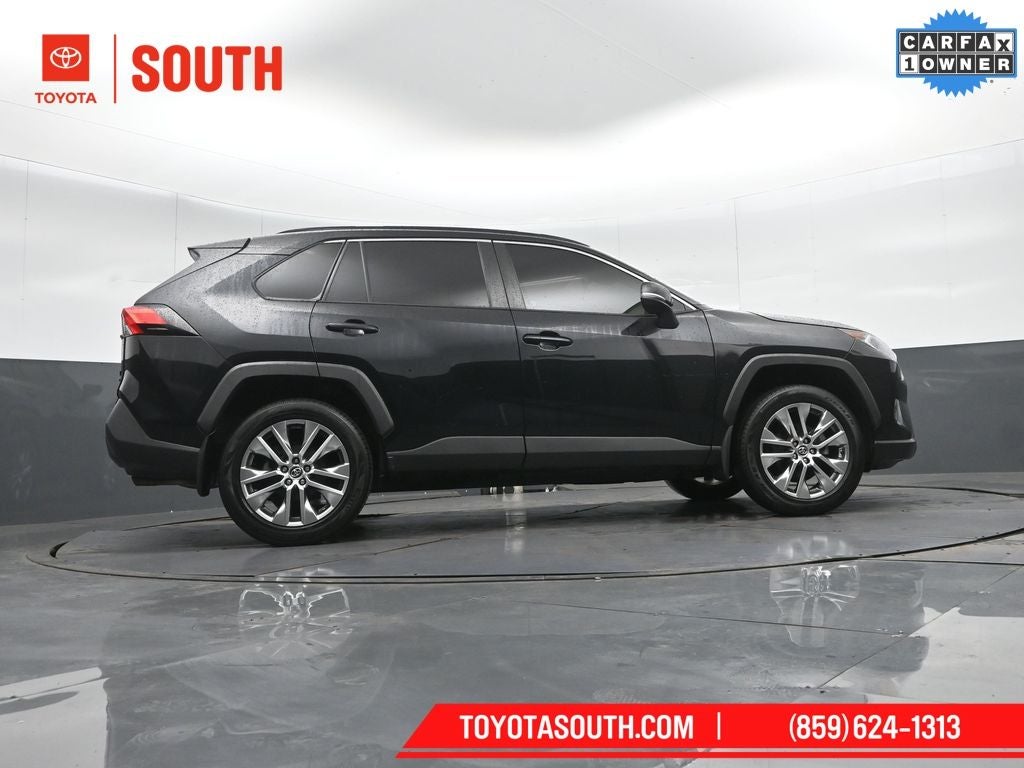 2020 Toyota RAV4 XLE Premium