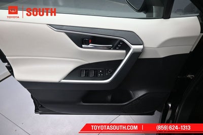 2019 Toyota RAV4 XLE Premium