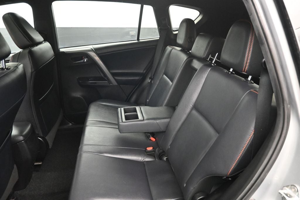 2018 Toyota RAV4 SE
