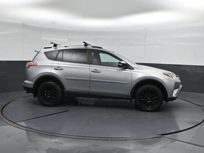 2018 Toyota RAV4 SE