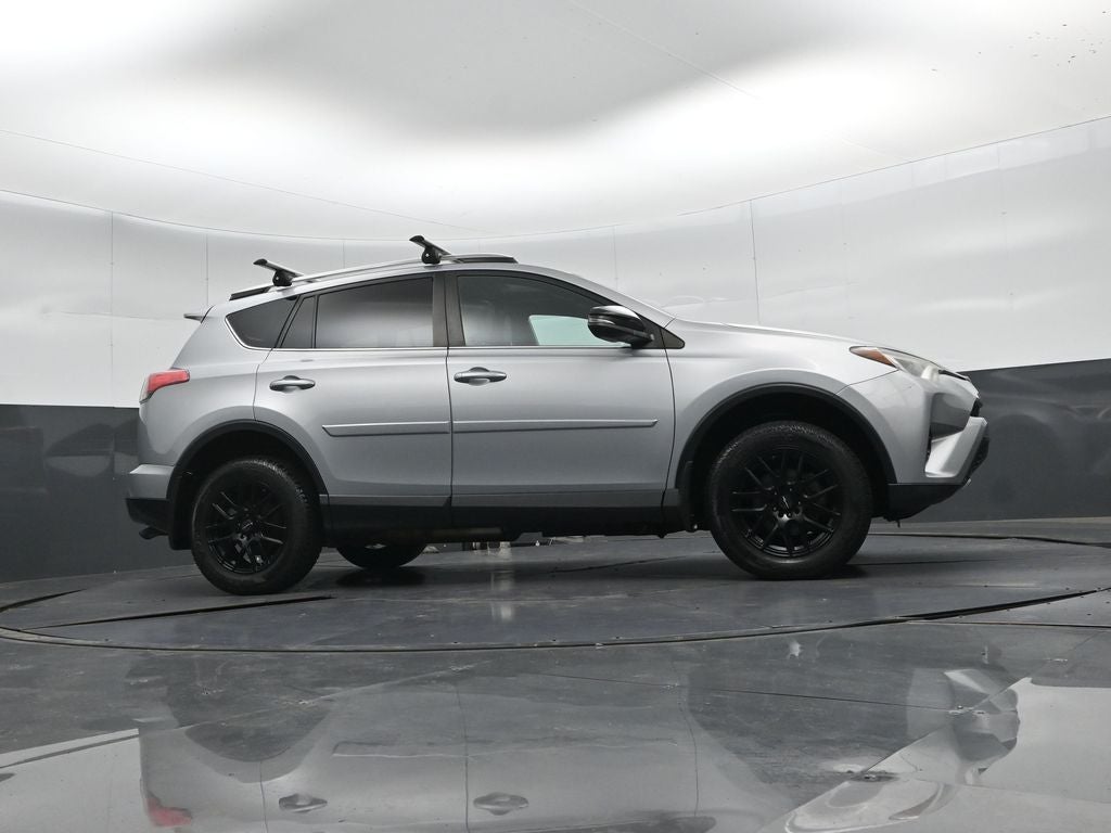 2018 Toyota RAV4 SE