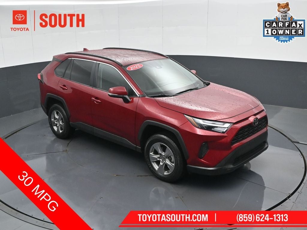 2025 Toyota RAV4 XLE