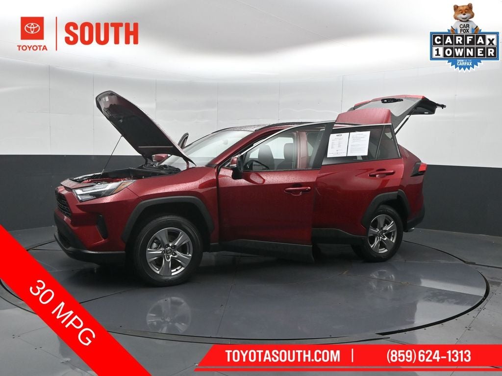2025 Toyota RAV4 XLE
