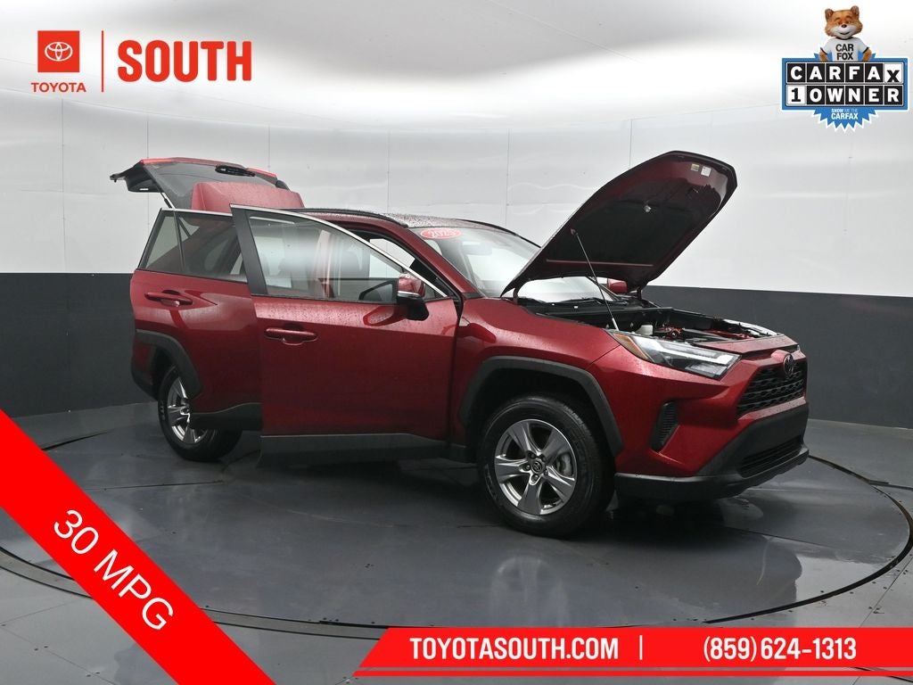 2025 Toyota RAV4 XLE