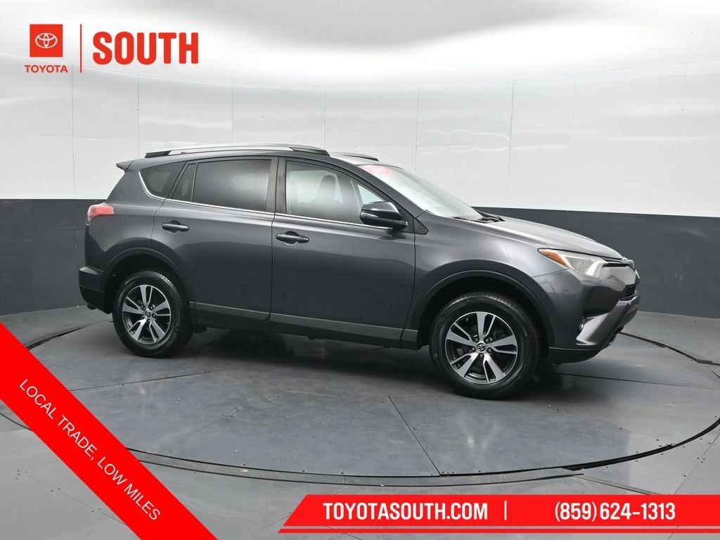 2017 Toyota RAV4 XLE