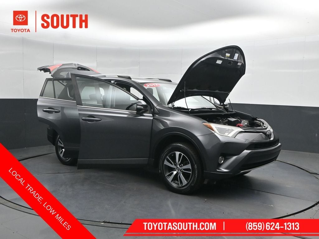 2017 Toyota RAV4 XLE