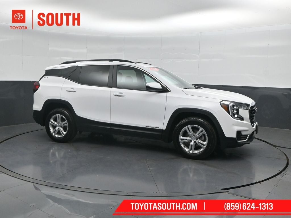 2024 GMC Terrain SLE AWD's photo