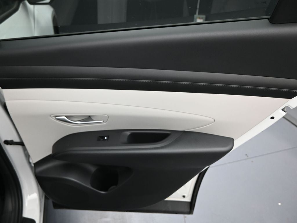 2025 Hyundai Tucson SEL - Photo 25