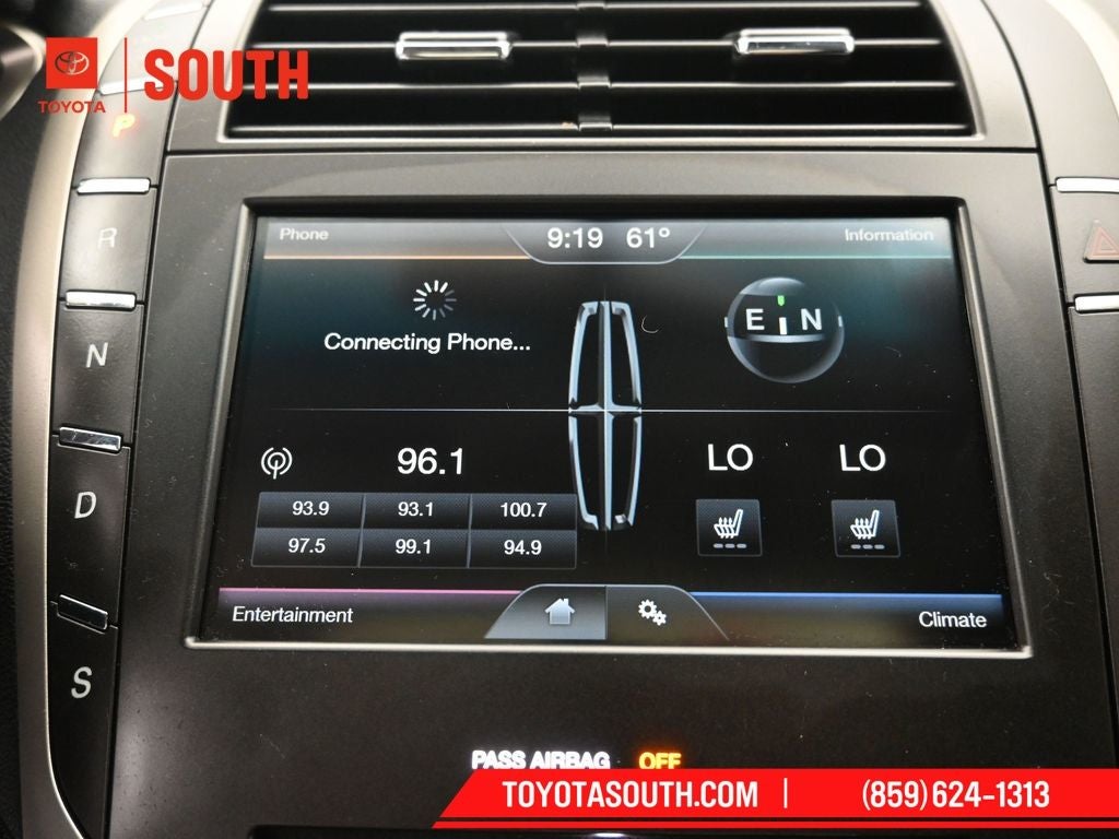 2016 Lincoln MKZ Base