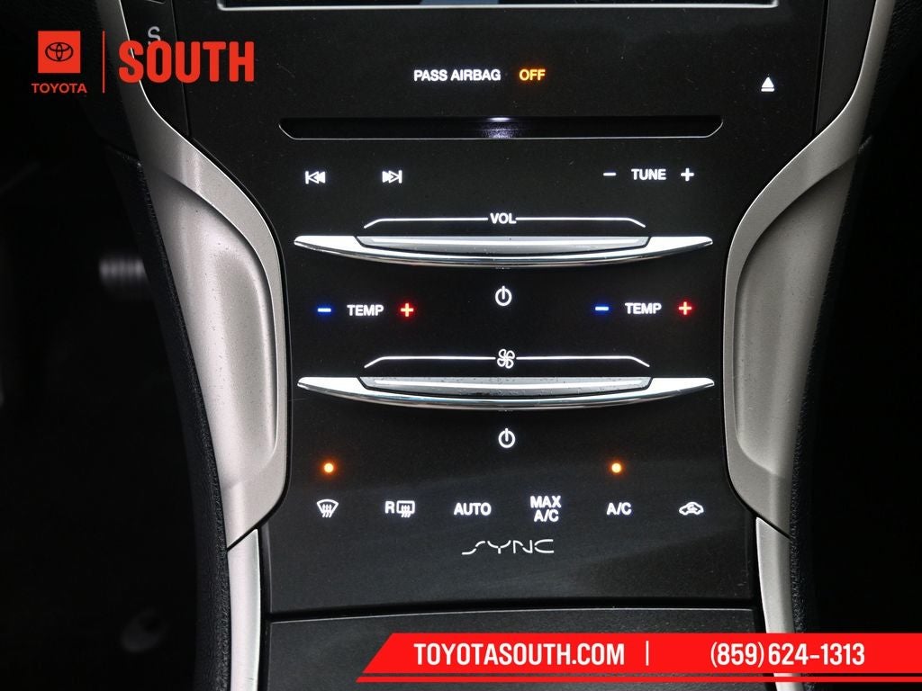 2016 Lincoln MKZ Base