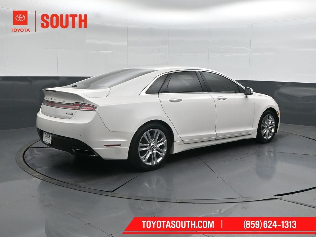 2016 Lincoln MKZ Base