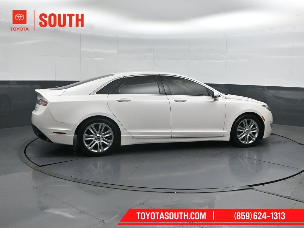 2016 Lincoln MKZ Base