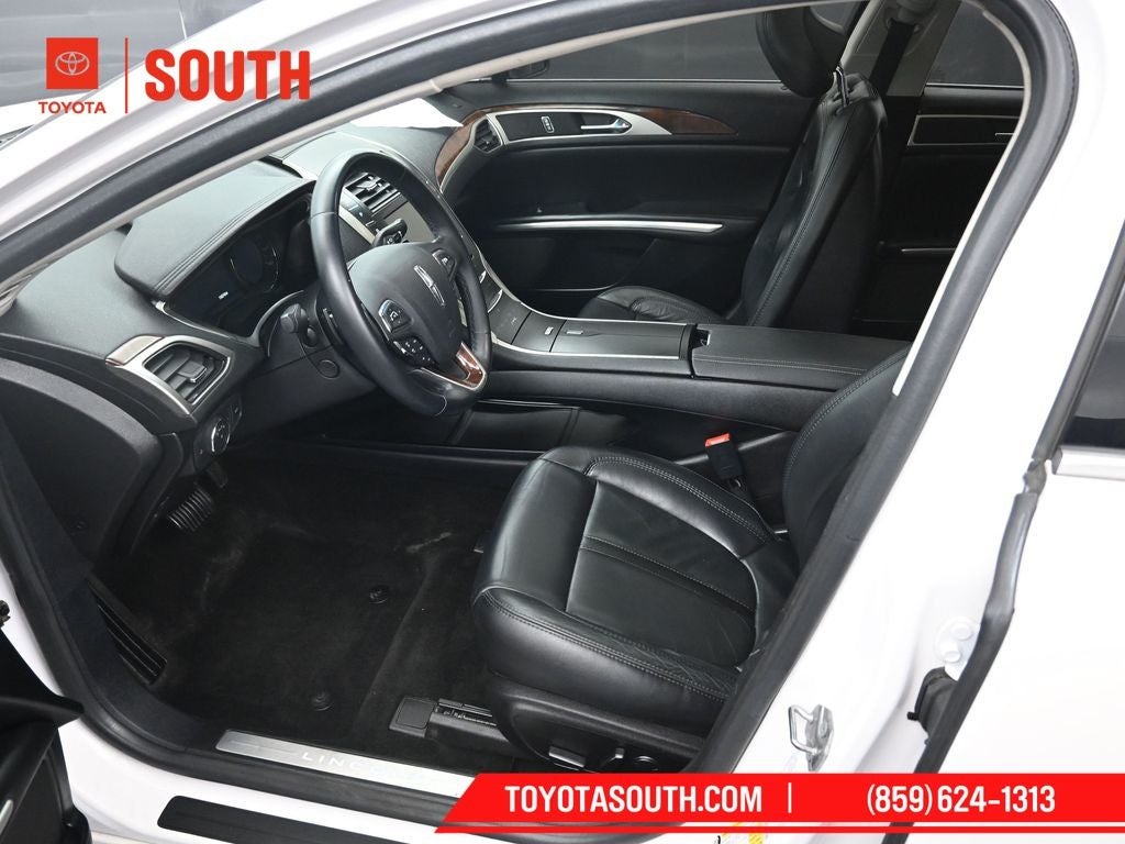 2016 Lincoln MKZ Base