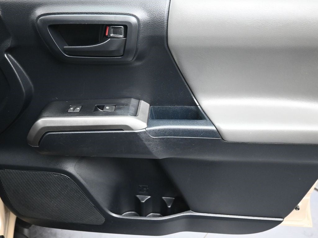 2018 Toyota Tacoma SR5 V6