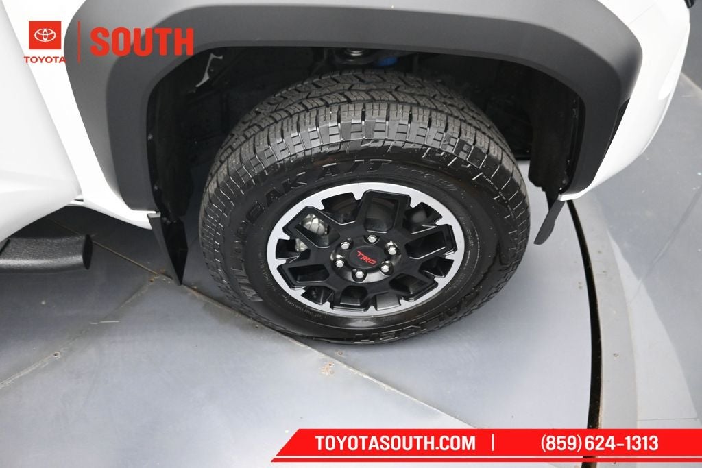 2024 Toyota Tacoma Hybrid TRD Off Road