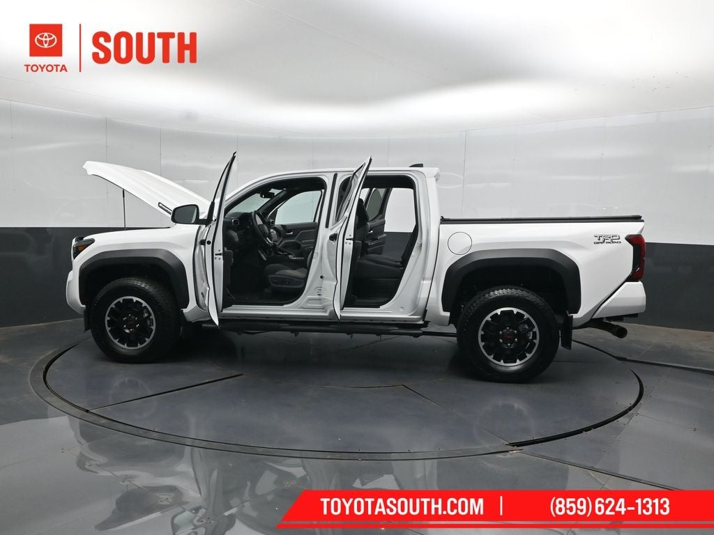 2024 Toyota Tacoma Hybrid TRD Off Road