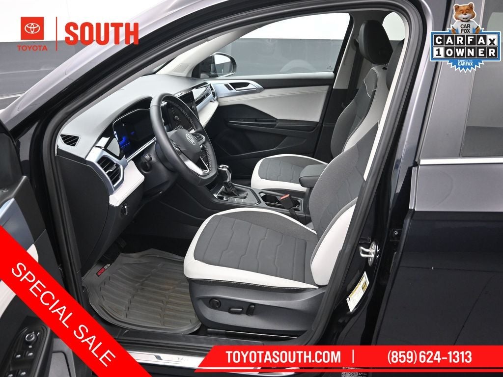 2025 Volkswagen Taos 1.5T SE