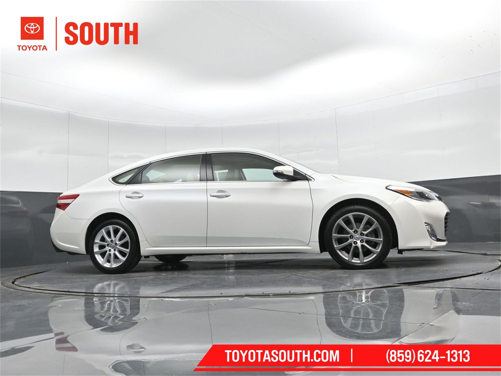 2015 Toyota Avalon XLE