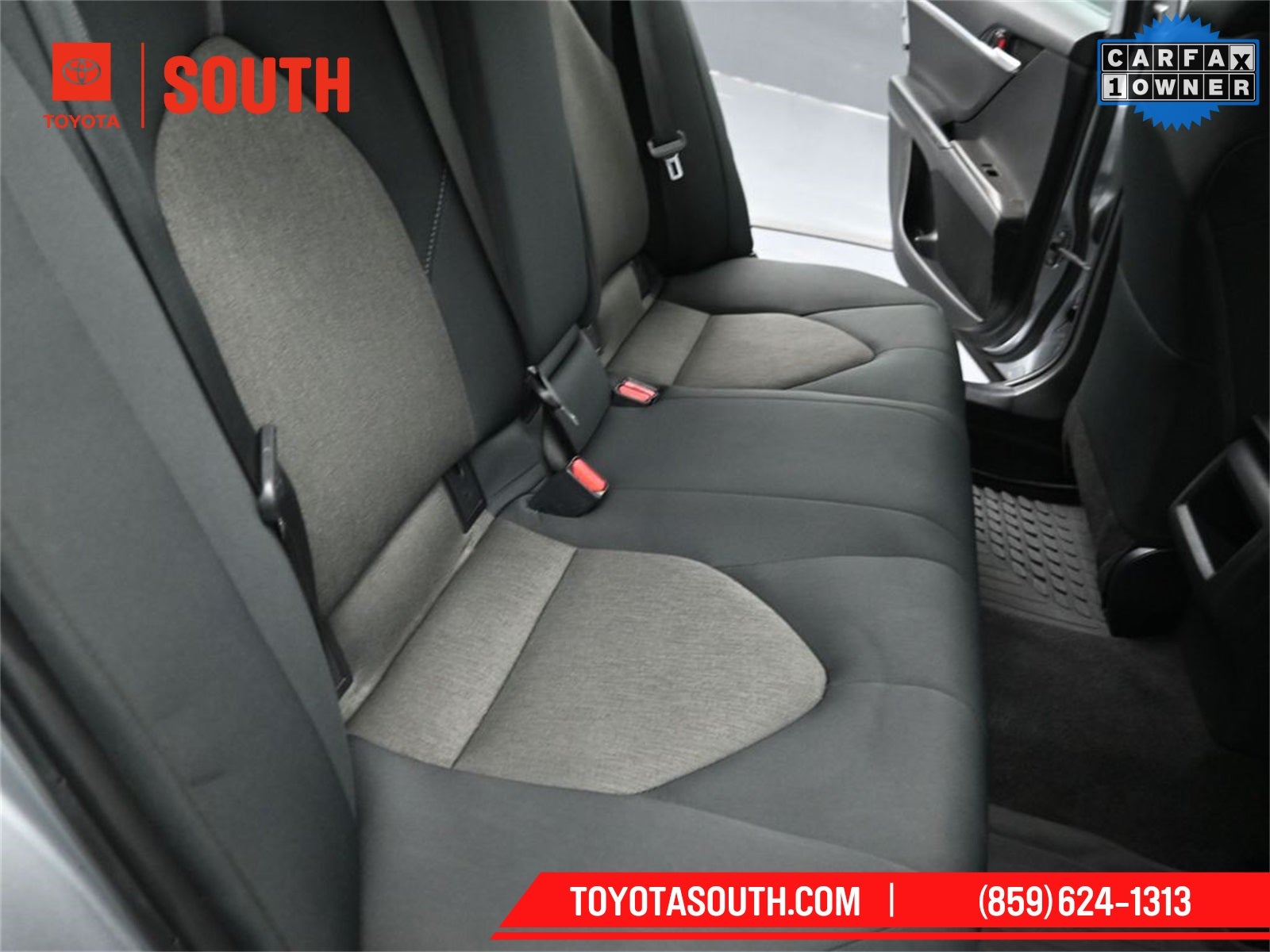 2024 Toyota Camry Hybrid LE