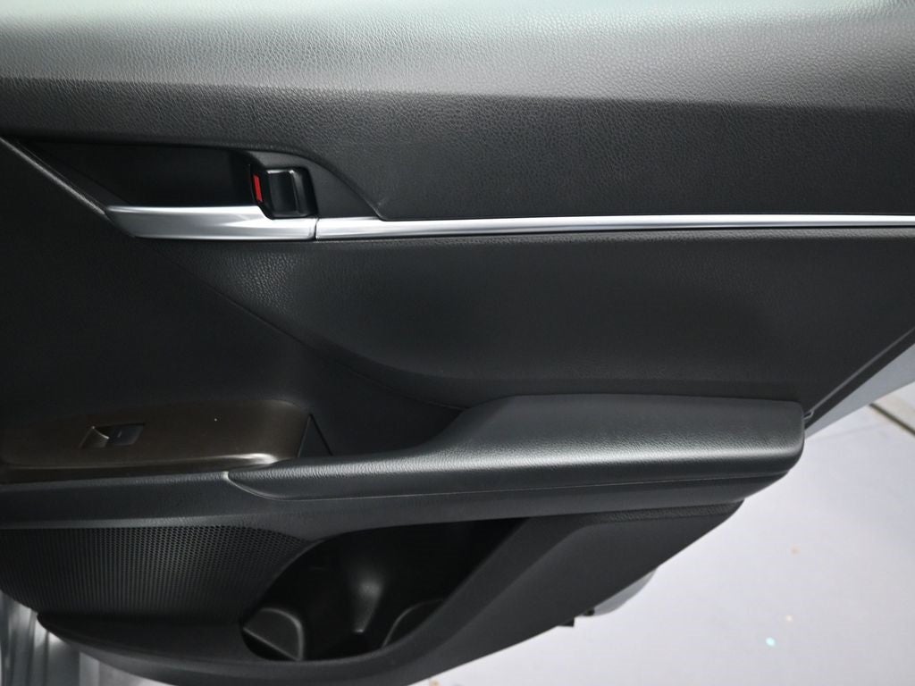 2024 Toyota Camry Hybrid LE