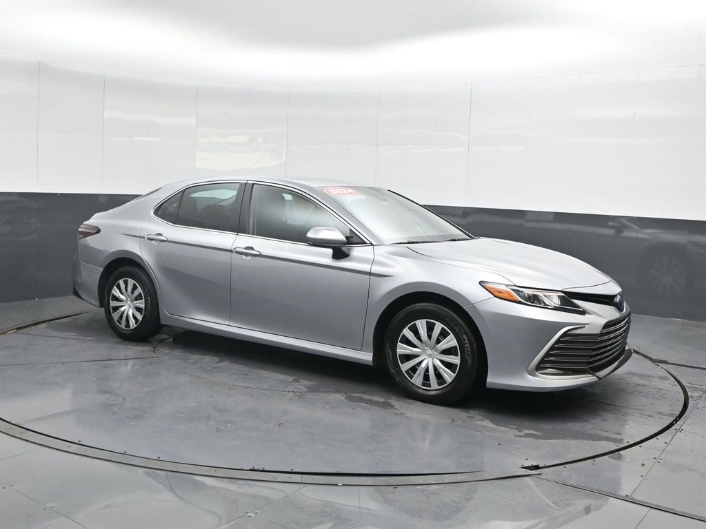 2024 Toyota Camry Hybrid LE