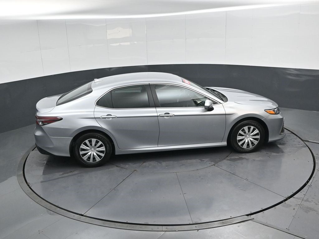 2024 Toyota Camry Hybrid LE