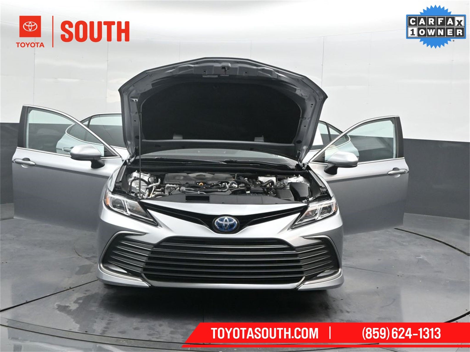 2024 Toyota Camry Hybrid LE