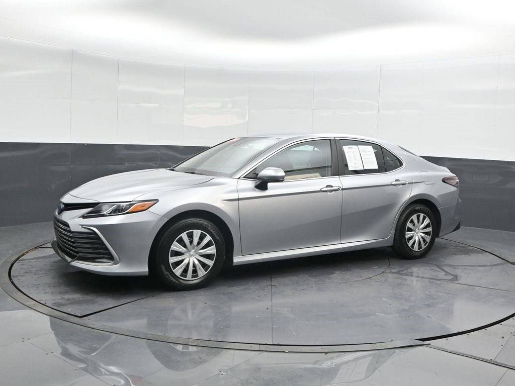 2024 Toyota Camry Hybrid LE