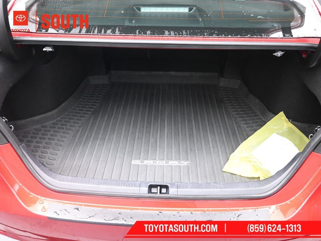 2021 Toyota Camry Hybrid XSE