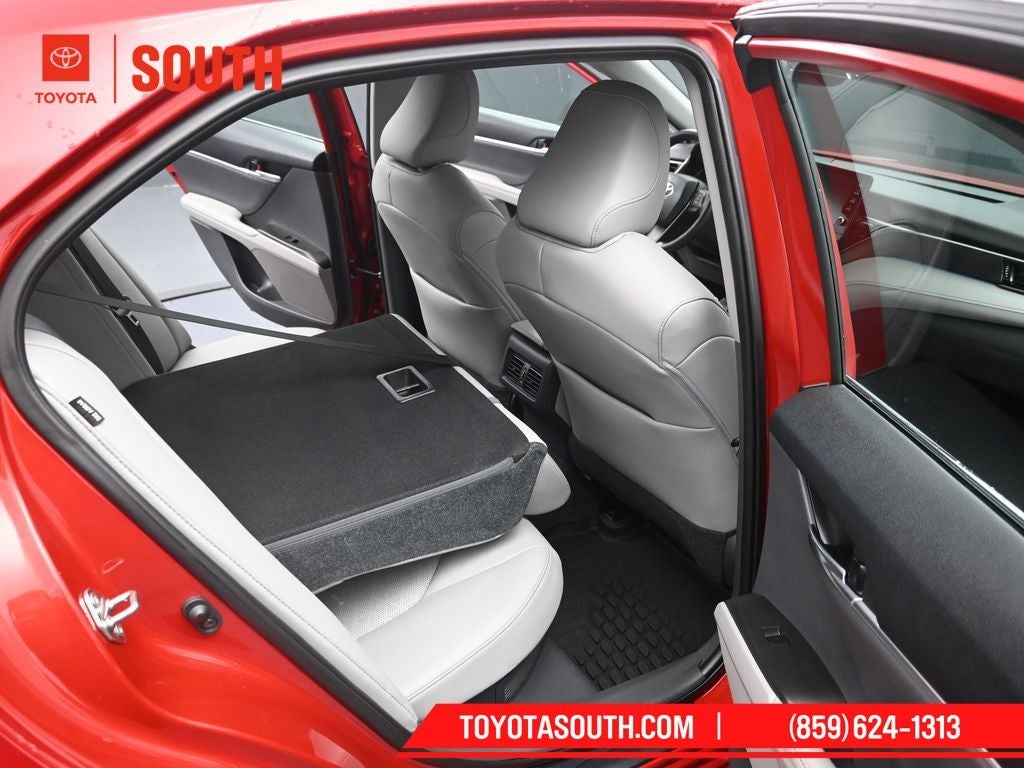 2021 Toyota Camry Hybrid XSE