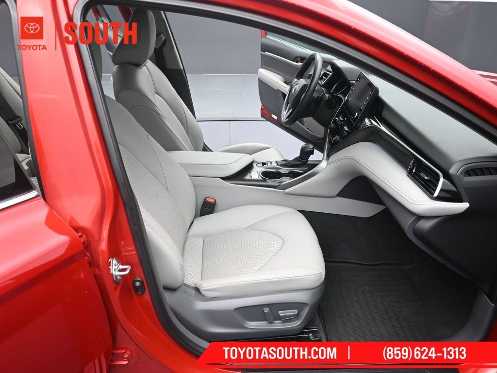 2021 Toyota Camry Hybrid XSE