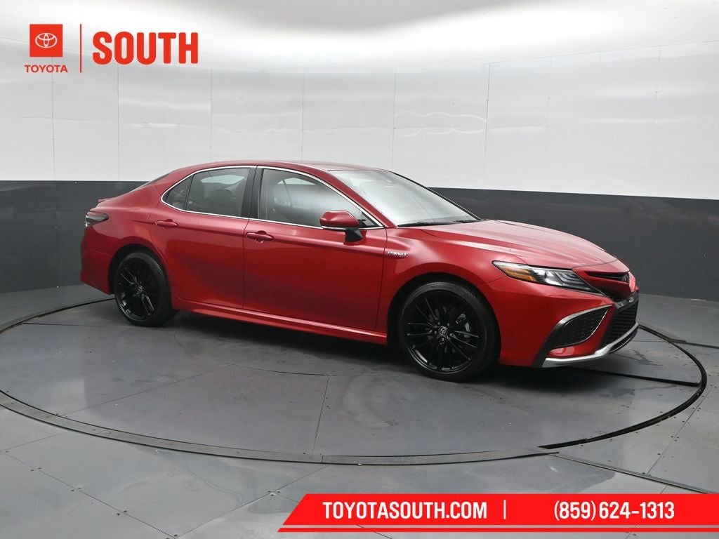 2021 Toyota Camry Hybrid XSE