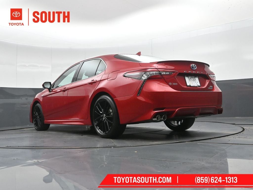 2021 Toyota Camry Hybrid XSE