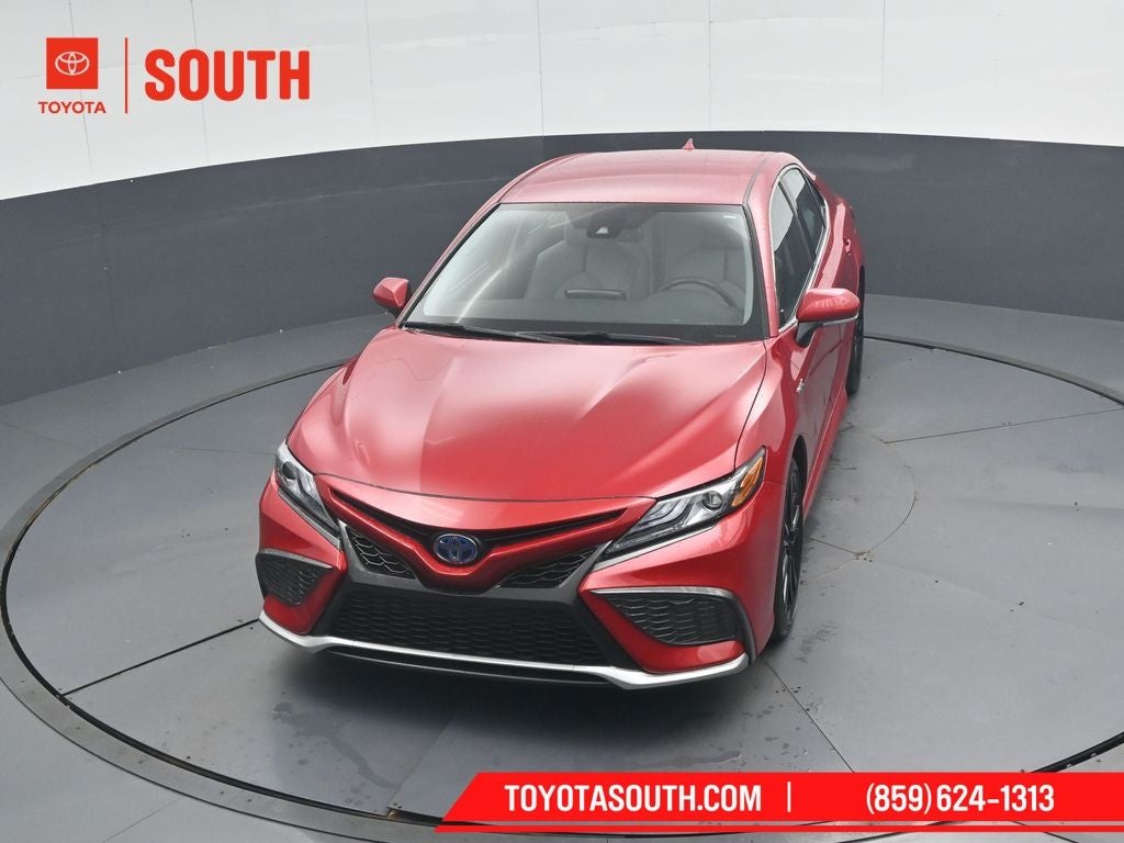 2021 Toyota Camry Hybrid XSE