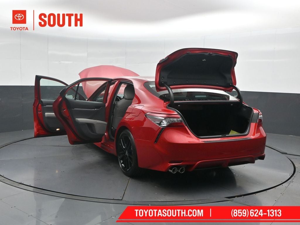 2021 Toyota Camry Hybrid XSE