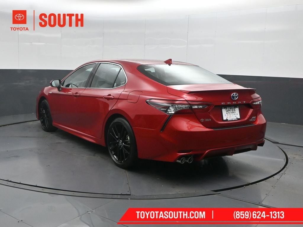 2021 Toyota Camry Hybrid XSE