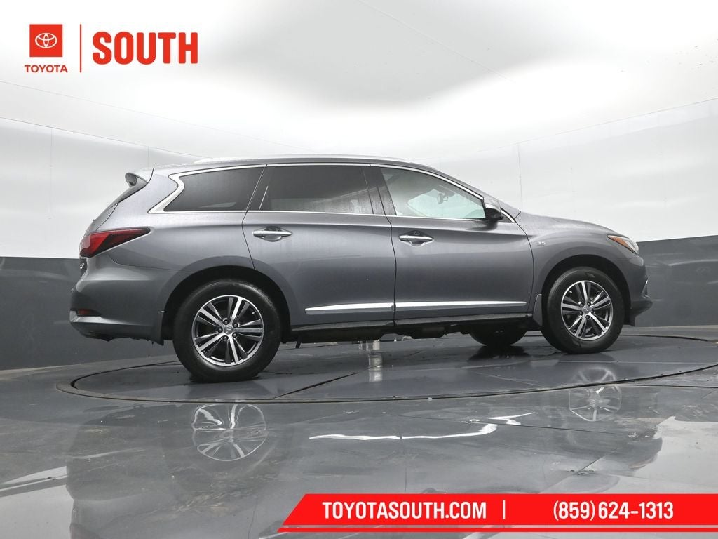 2017 INFINITI QX60 Base